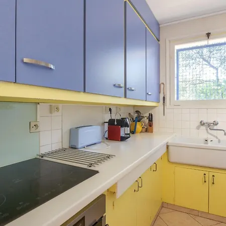 Apartment Les Alizees By Interhome