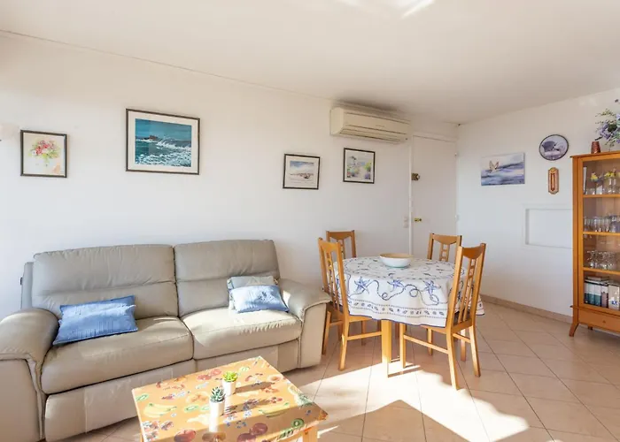 Les Alizees By Interhome Le Lavandou